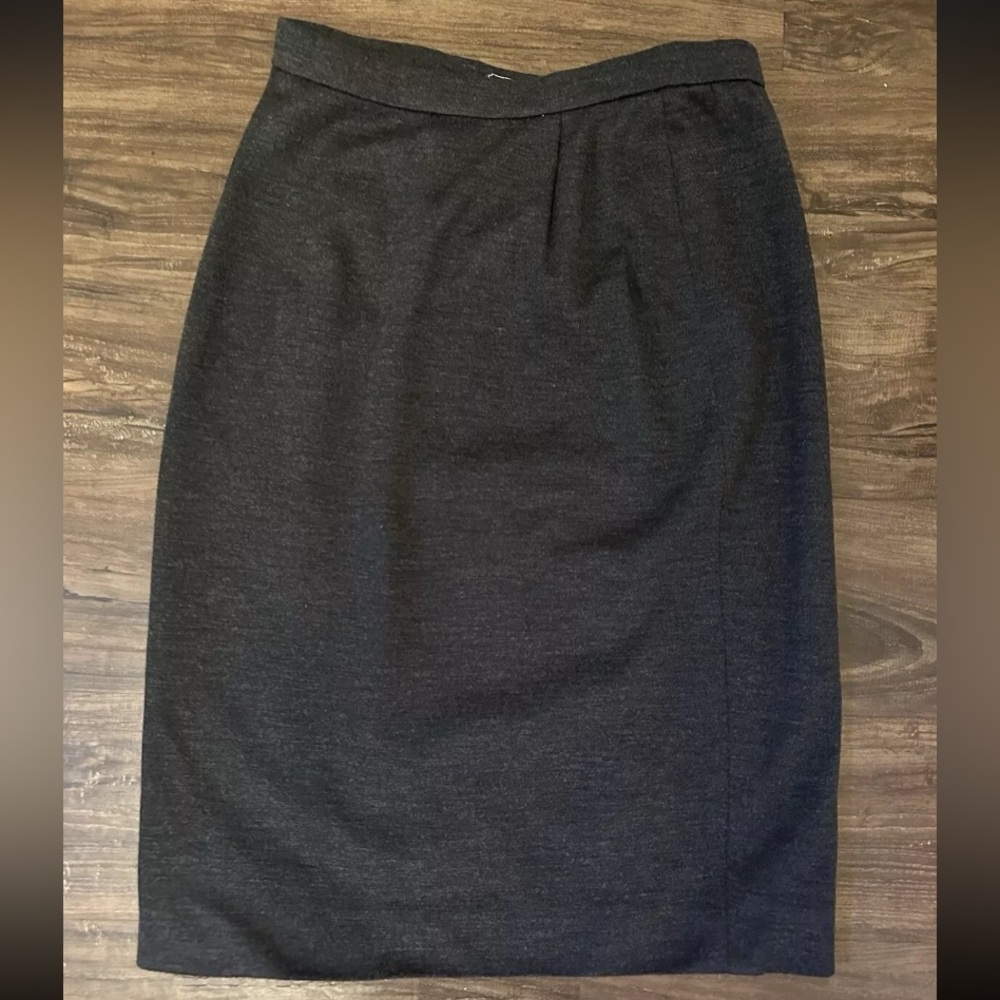 Great Cond - Carolina Herrera Pencil Wool Skirt - Grey - Size 8